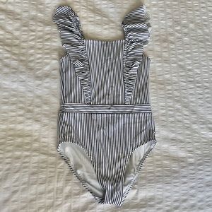 (Size 6-8) H&M girls swimsuit **NWT**